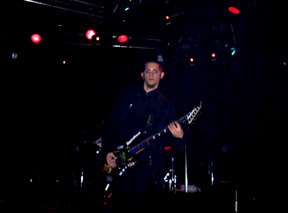 len1.jpg (13817 bytes)