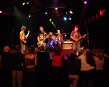 band1.jpg (16568 bytes)