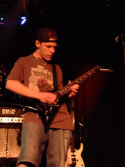 nicka1.jpg (17462 bytes)